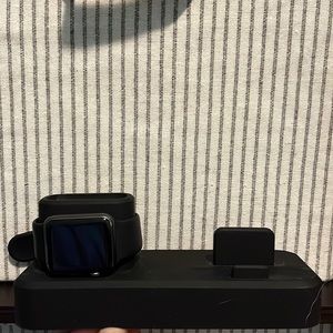 Apple Watch and Apple Watch holder